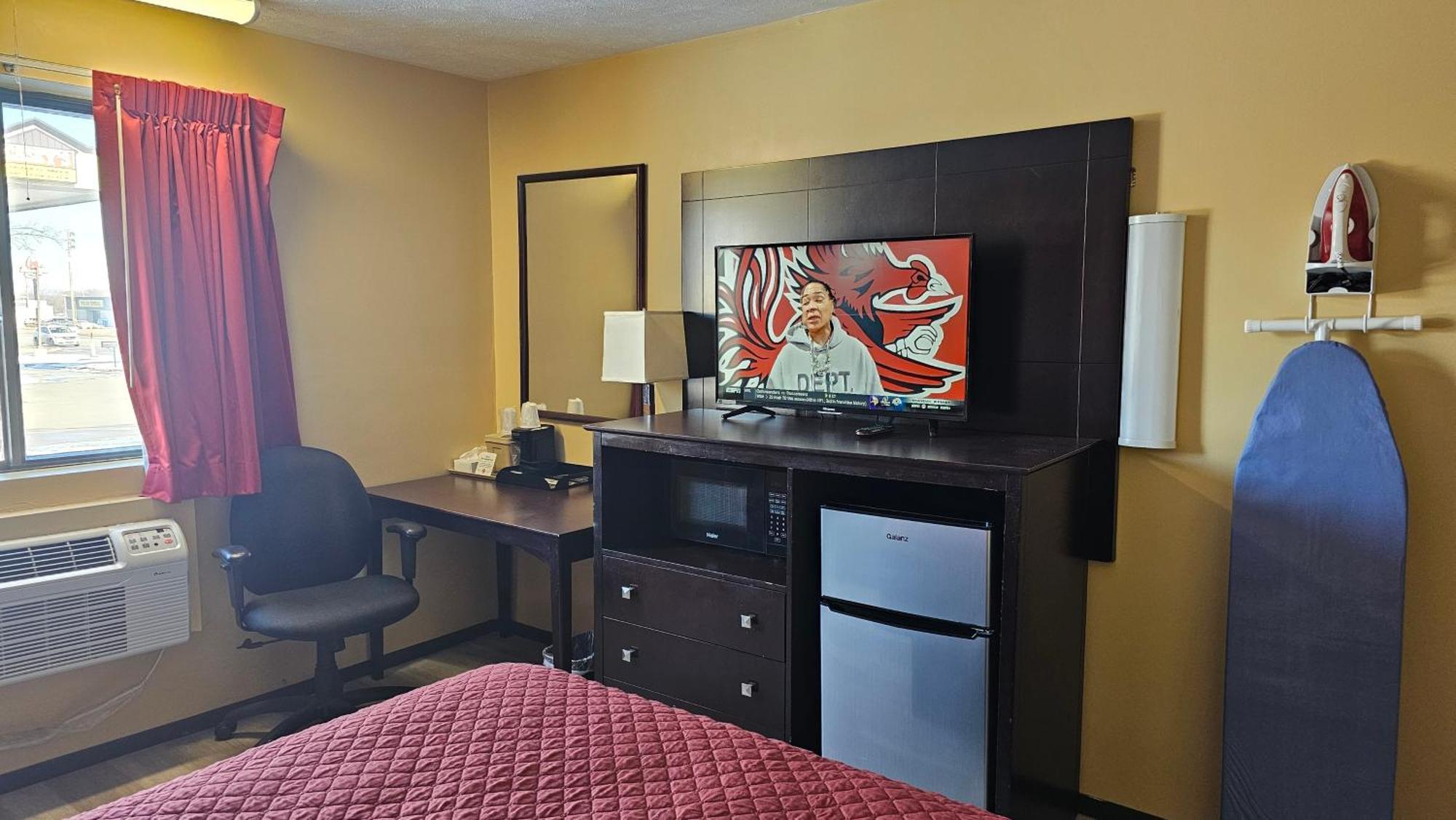 Budgetel Inn & Suites Fort Scott Luaran gambar