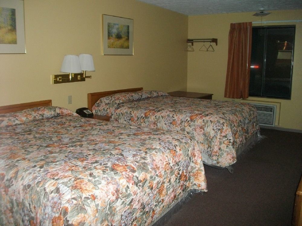 Budgetel Inn & Suites Fort Scott Luaran gambar